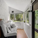 4 Bedroom Amazing In Дом отдыха Martofte