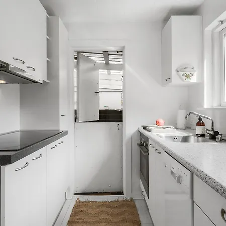 4 Bedroom Amazing Home In Martofte *