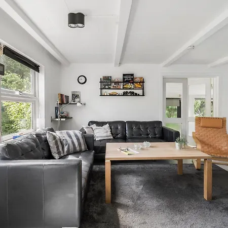 4 Bedroom Amazing In 別荘 Martofte