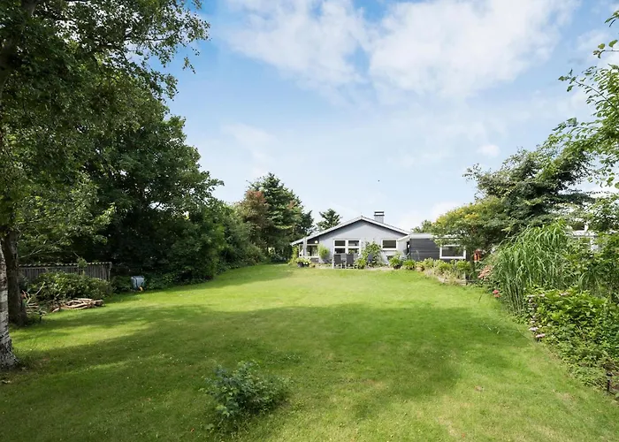 Feriehus 4 Bedroom Amazing In *